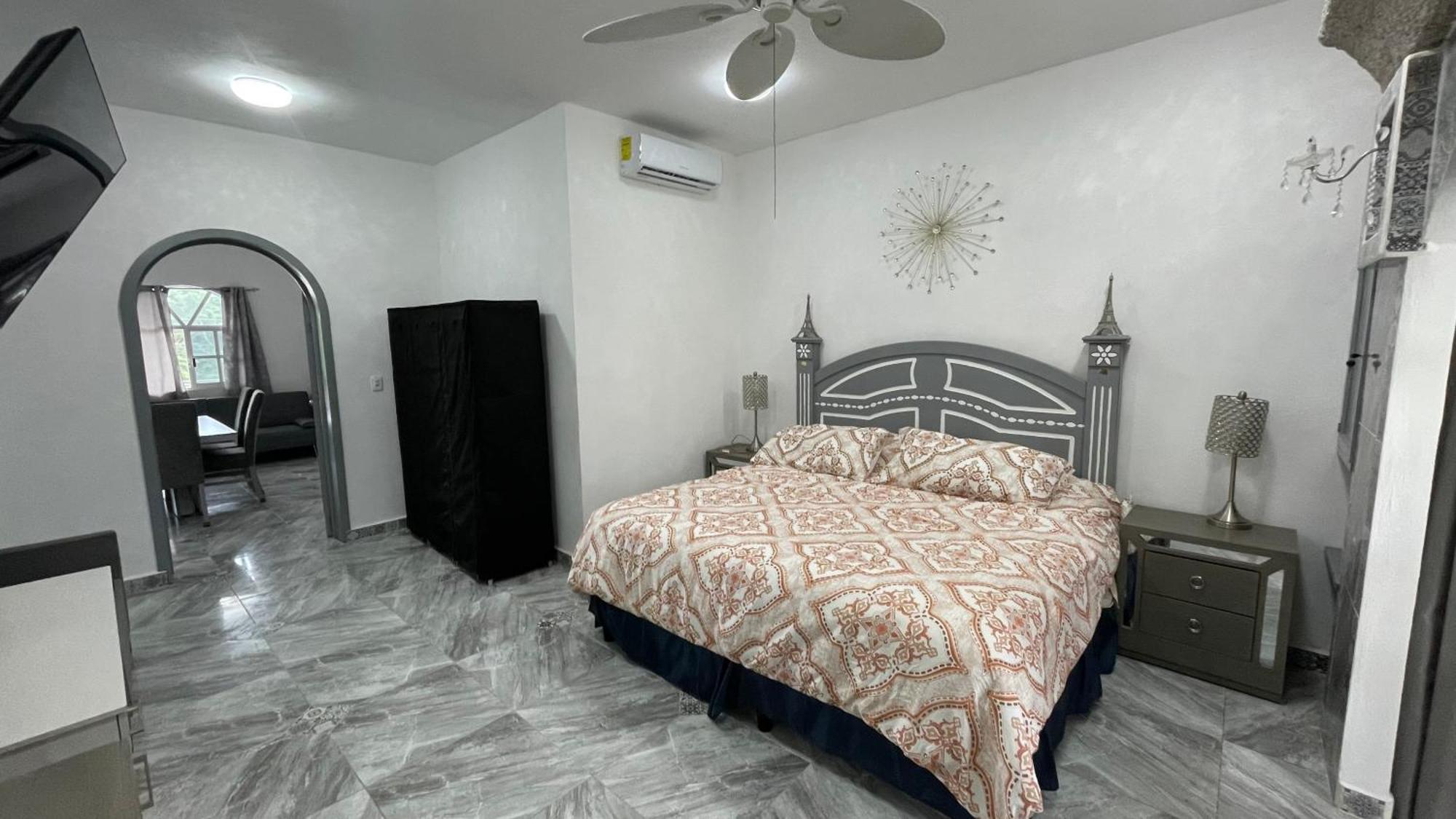Apartment Cupulas Blue *